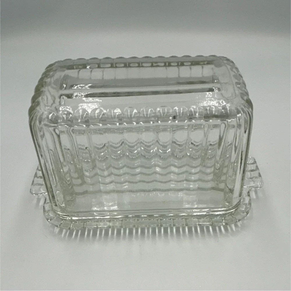 Clear Glass Rectangular Covered Butter Dish with Lid Geometric Ribbed Design